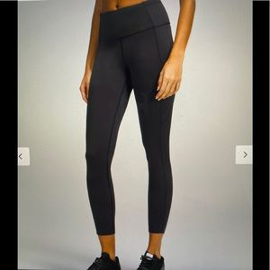 Lululemon High-Rise Tight 4